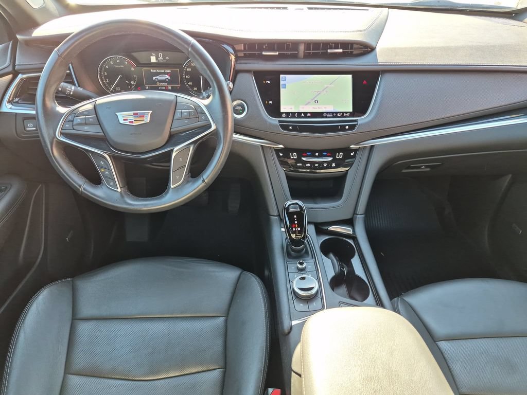 Certified 2024 Cadillac XT5 Premium Luxury w/ LPO, Floor Liner Package AWD/4WD image 27