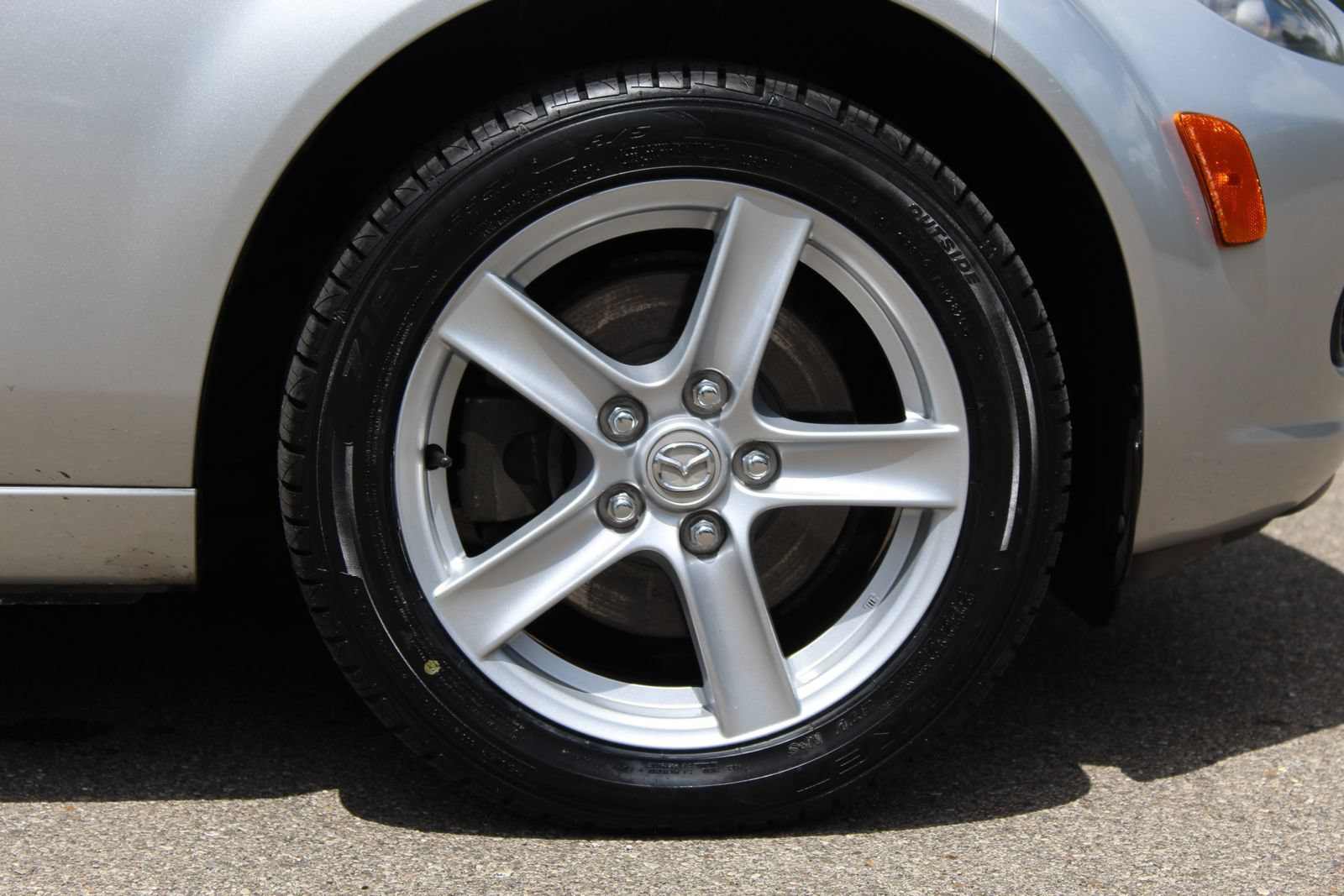Used 2006 MAZDA MX-5 Miata Touring RWD image 22