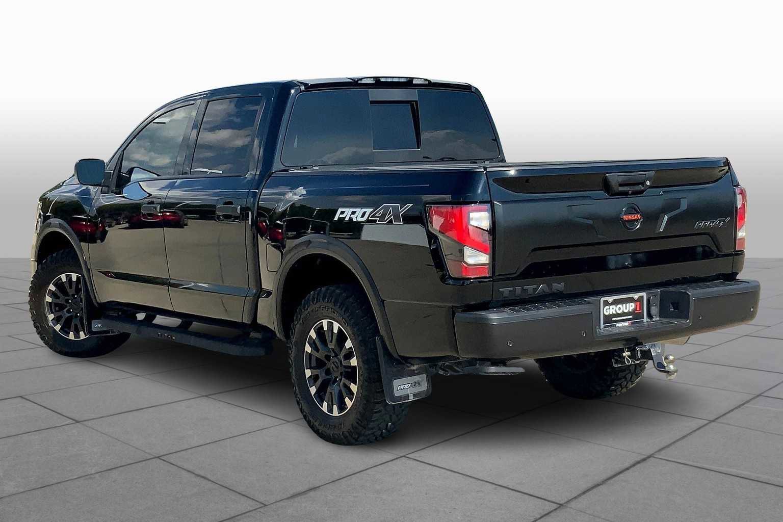 Used 2021 Nissan Titan PRO-4X w/ Pro-4x Utility Package image 10