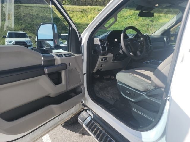 Used 2020 Ford F250 XLT w/ XLT Premium Package image 18