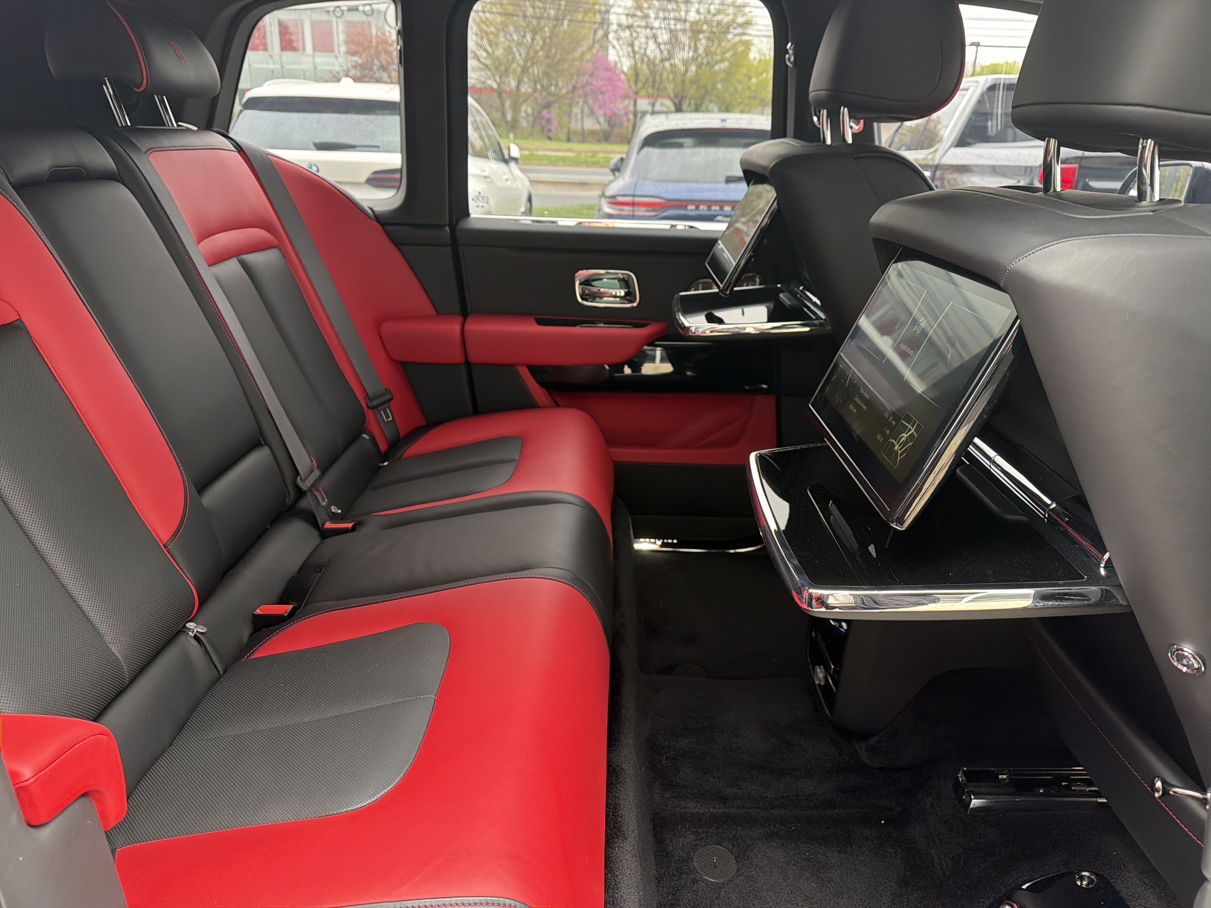 Certified 2023 Rolls-Royce Cullinan w/ Cullinan Package AWD/4WD image 30