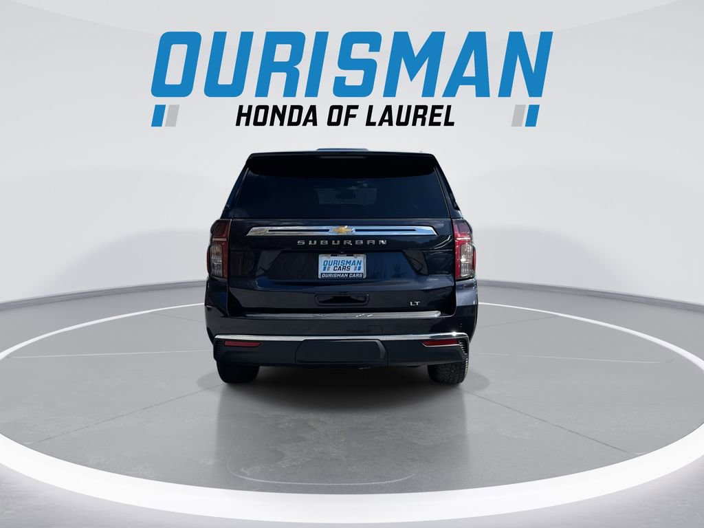 Used 2023 Chevrolet Suburban LT image 7