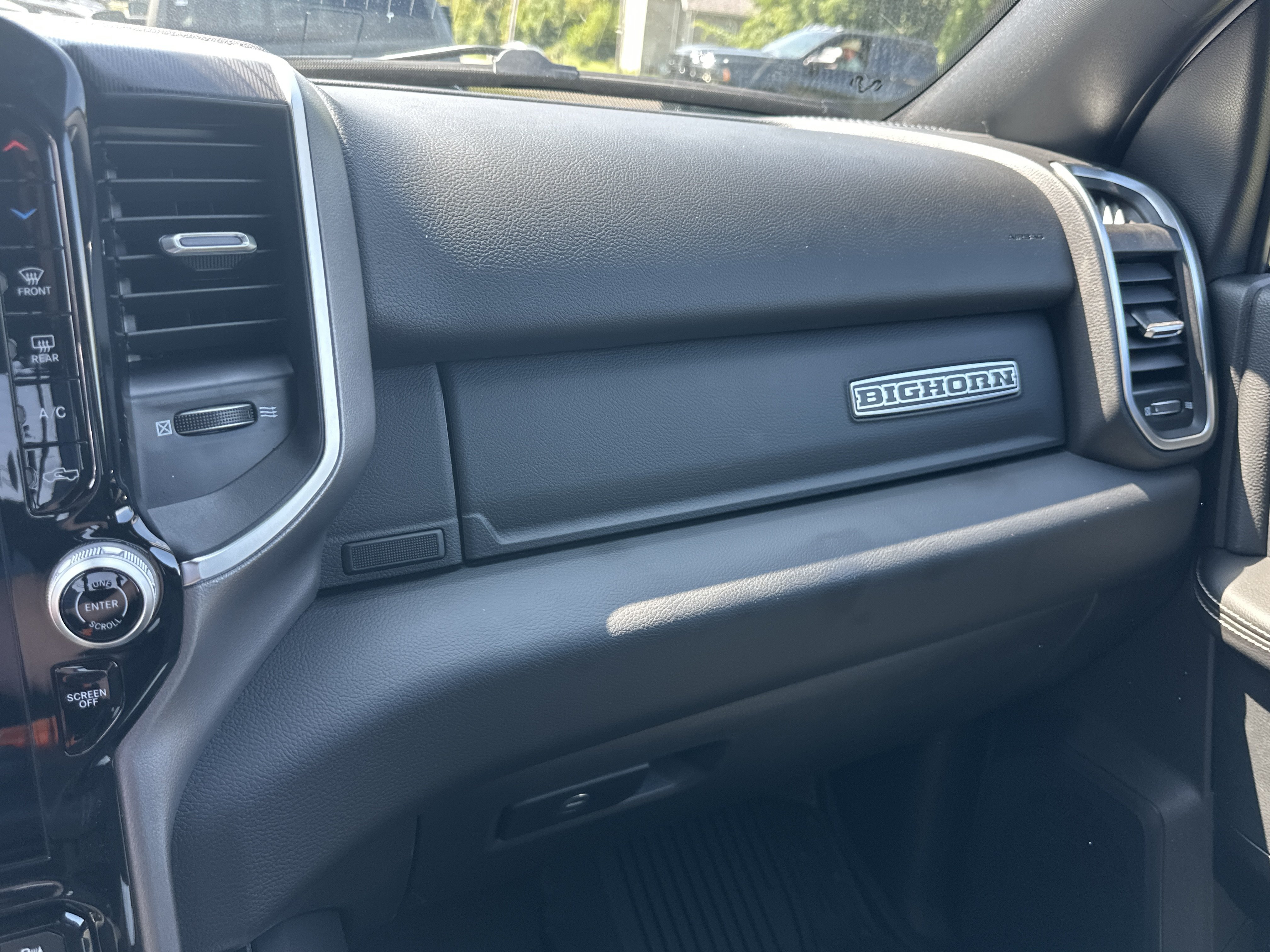 New 2026 RAM 3500 Big Horn AWD/4WD image 4
