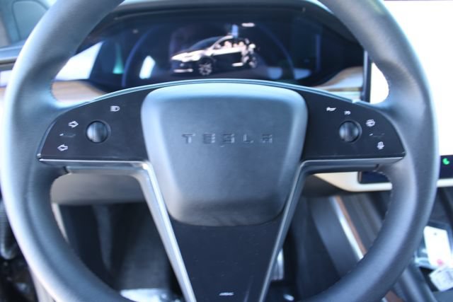 Used 2023 Tesla Model X AWD/4WD image 14