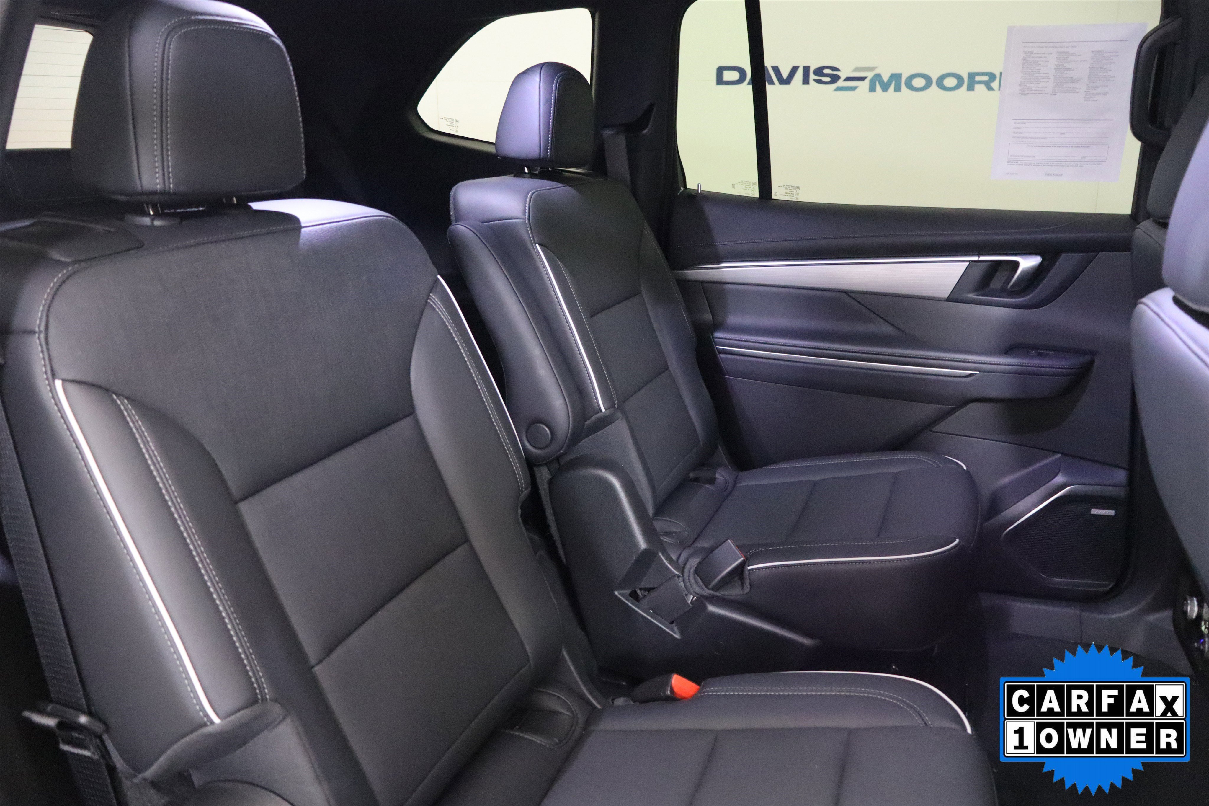 Used 2025 Buick Enclave Preferred image 21