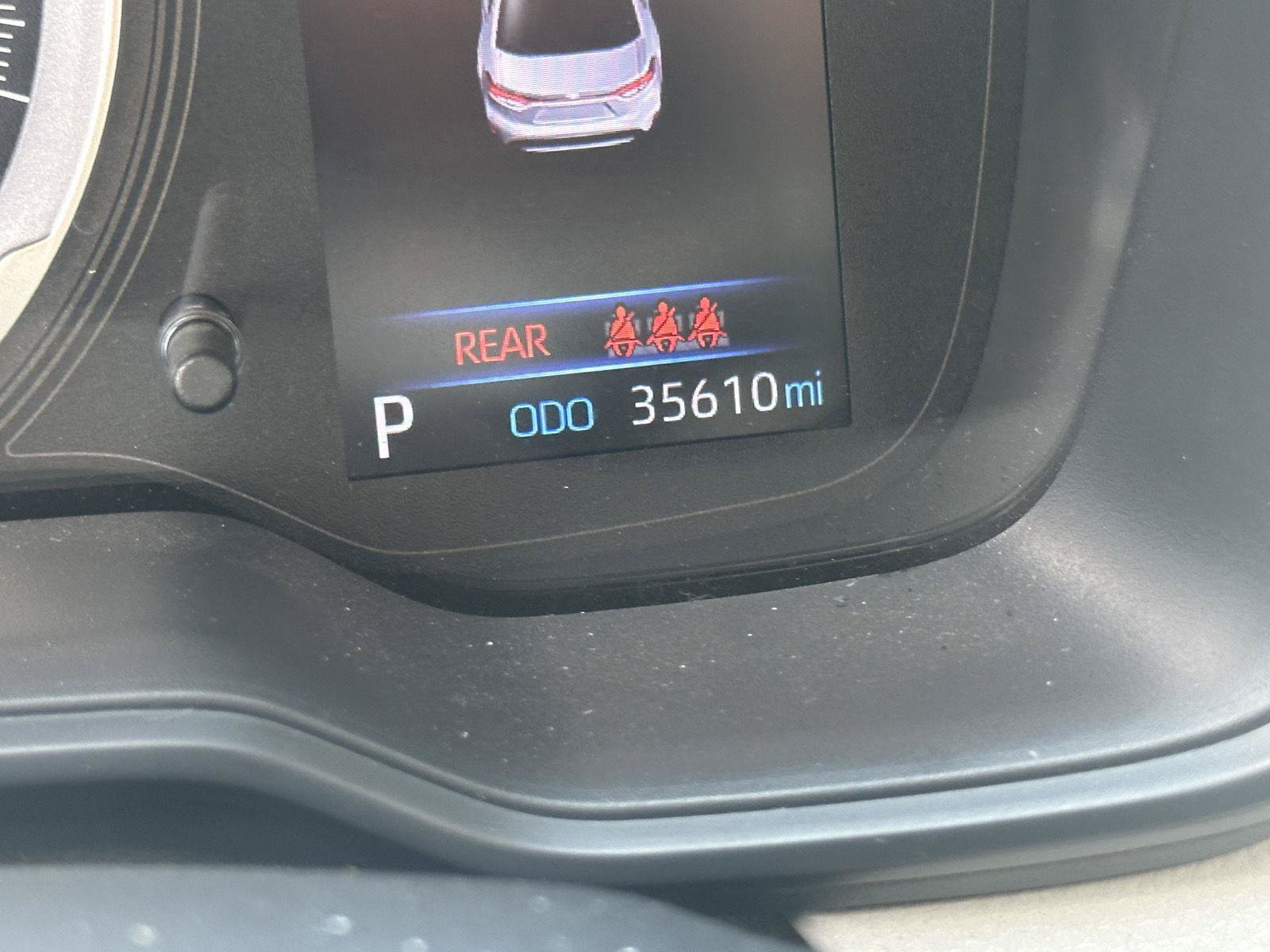 Used 2022 Toyota Corolla LE FWD image 13
