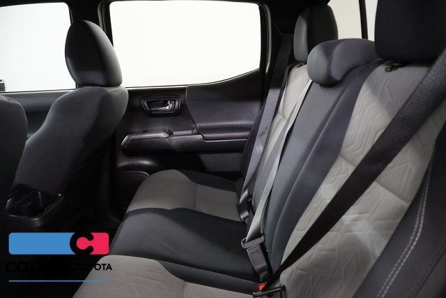 Certified 2023 Toyota Tacoma TRD Off-Road AWD/4WD image 31