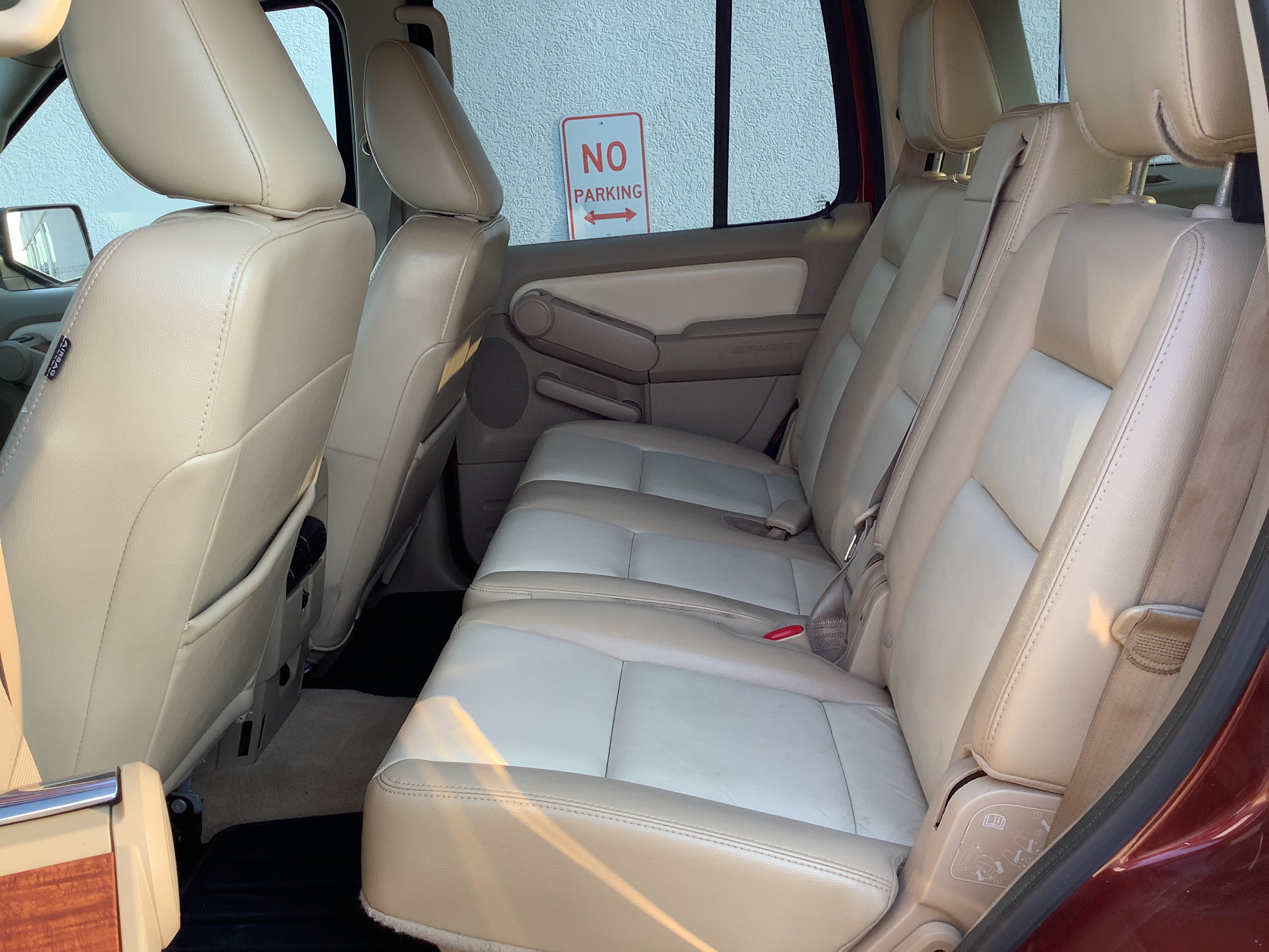 Used 2009 Ford Explorer Eddie Bauer AWD/4WD image 8
