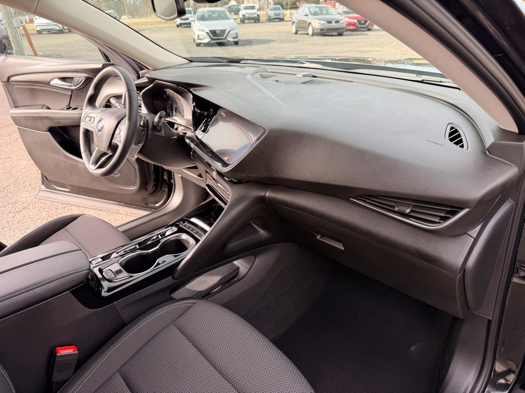 Used 2023 Buick Envision Preferred AWD/4WD image 30