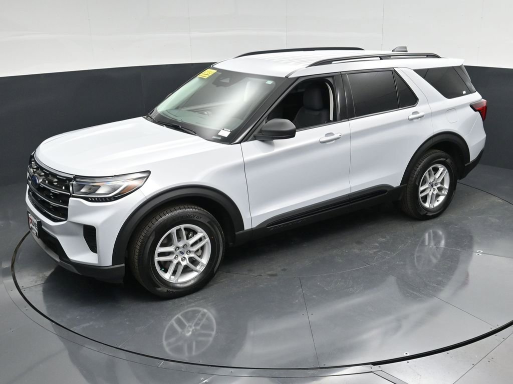 New 2026 Ford Explorer Active image 50