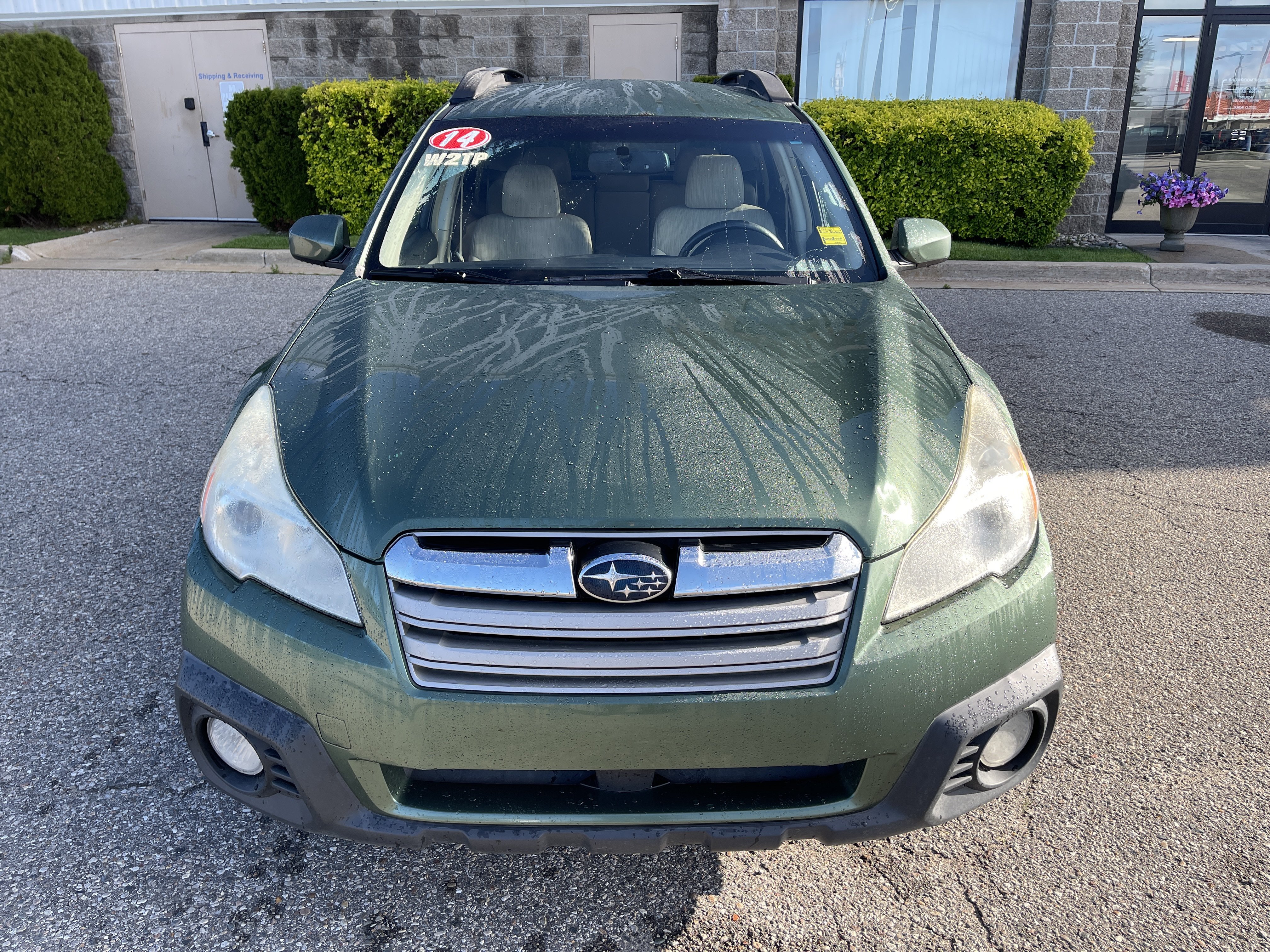 Used 2014 Subaru Outback 2.5i Premium w/ Accessory Value Package (OYW) AWD/4WD image 9