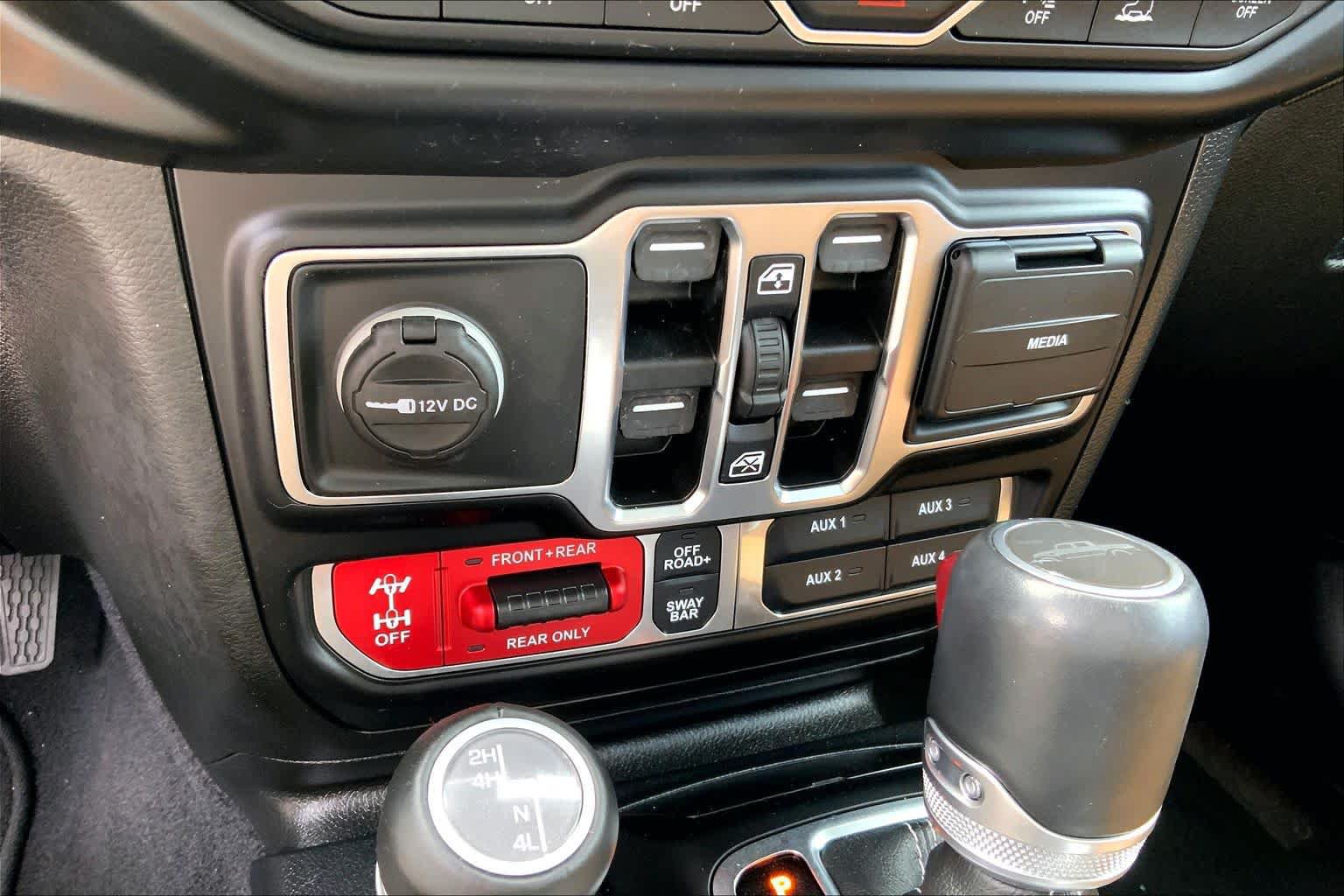 Used 2021 Jeep Gladiator Rubicon AWD/4WD image 27