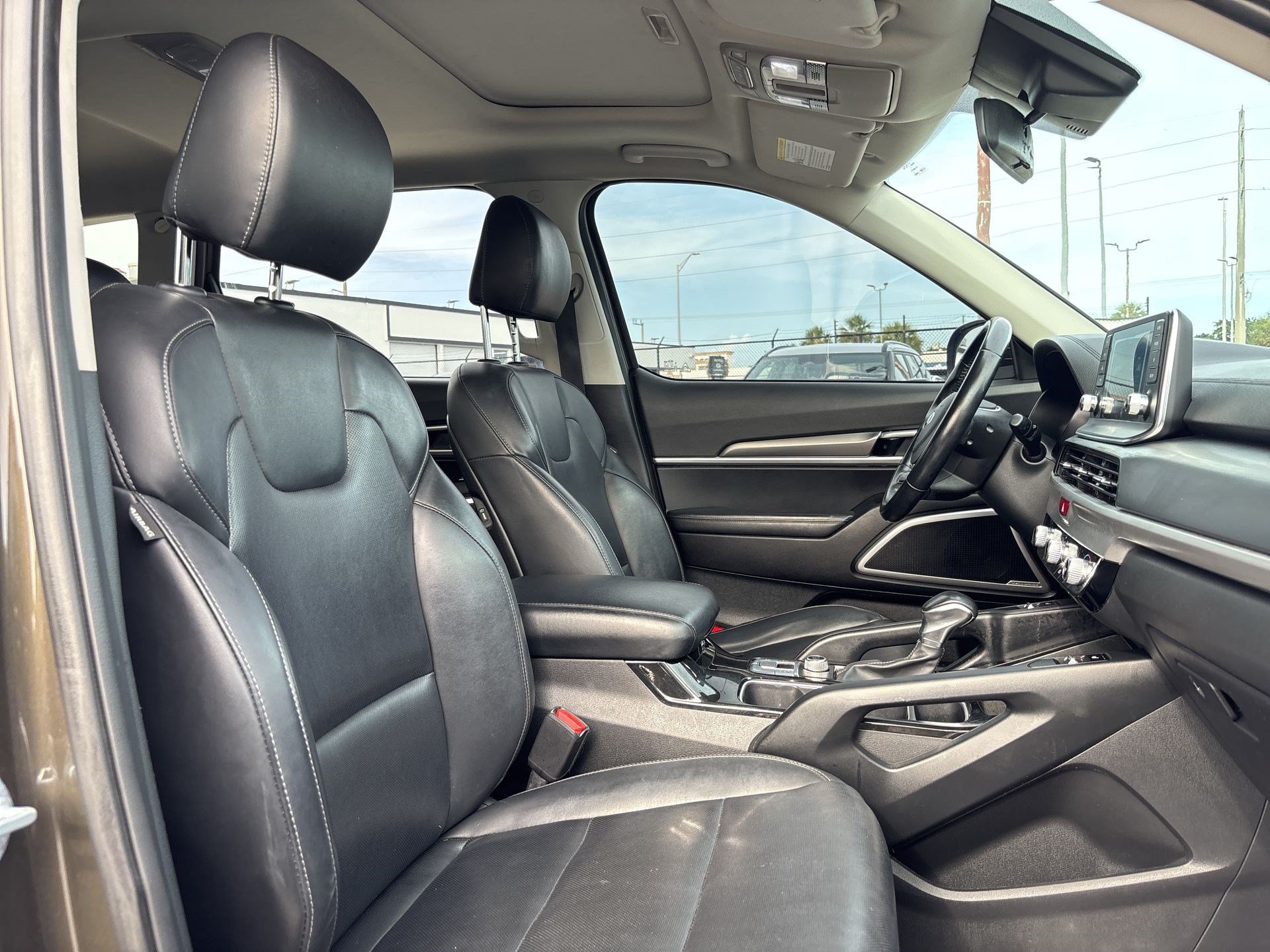 Used 2021 Kia Telluride S AWD/4WD image 23