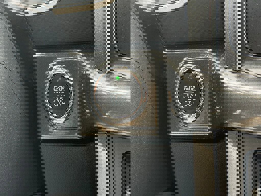 Certified 2023 Ford F150 XLT w/ Equipment Group 302A High image 43