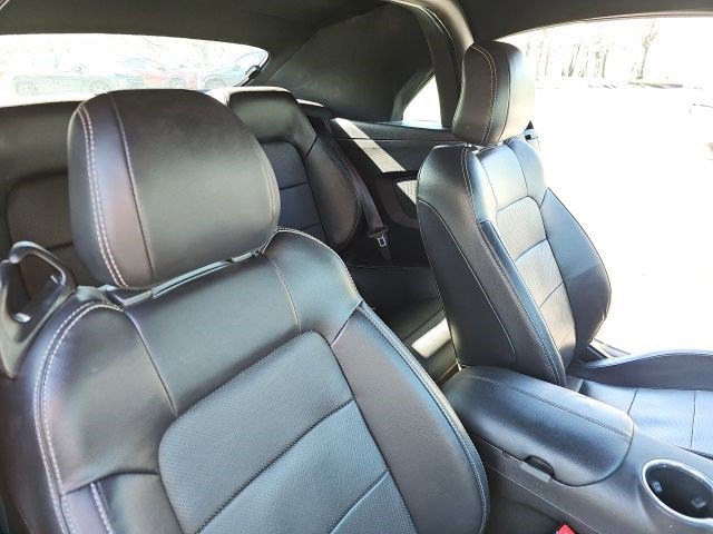 Used 2019 Ford Mustang Premium RWD image 11