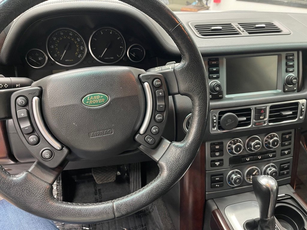 Used 2008 Land Rover Range Rover HSE image 22