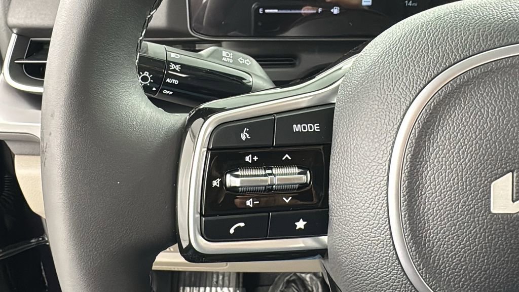 New 2026 Kia Carnival image 23