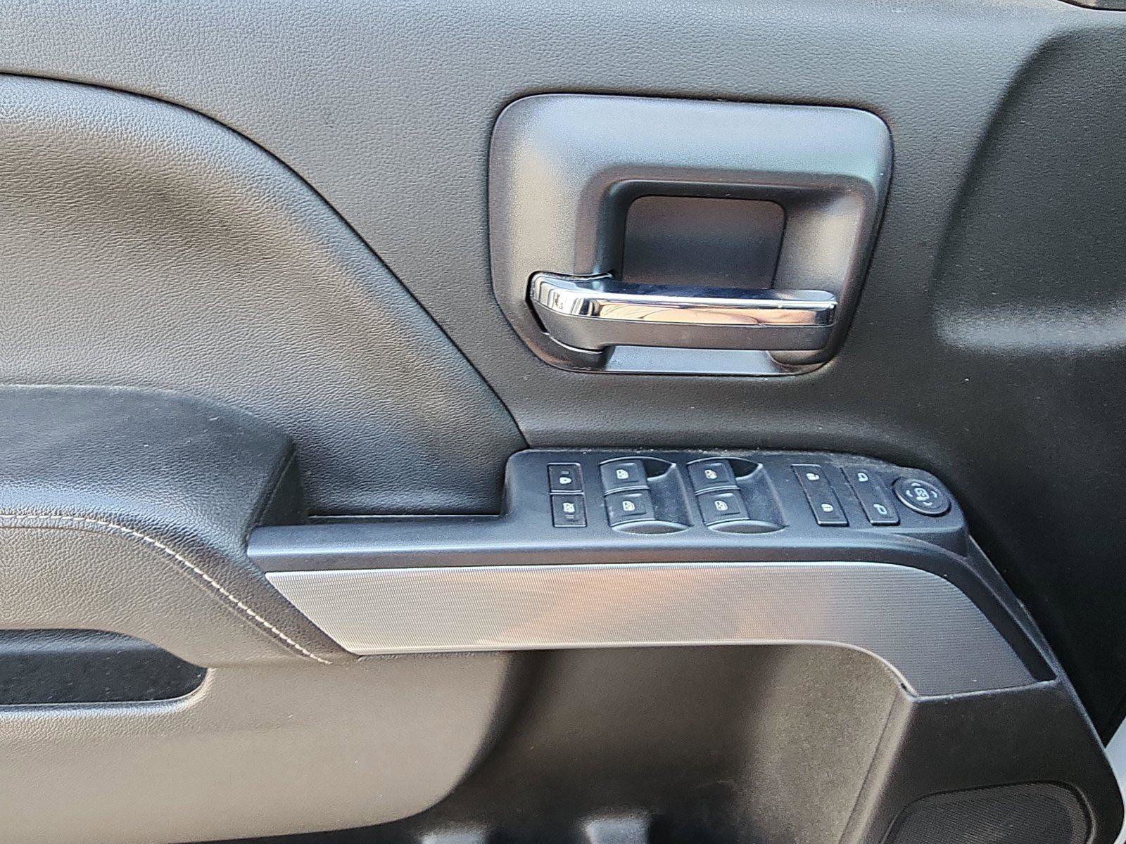 Used 2018 Chevrolet Silverado 1500 LT w/ All Star Edition AWD/4WD image 15