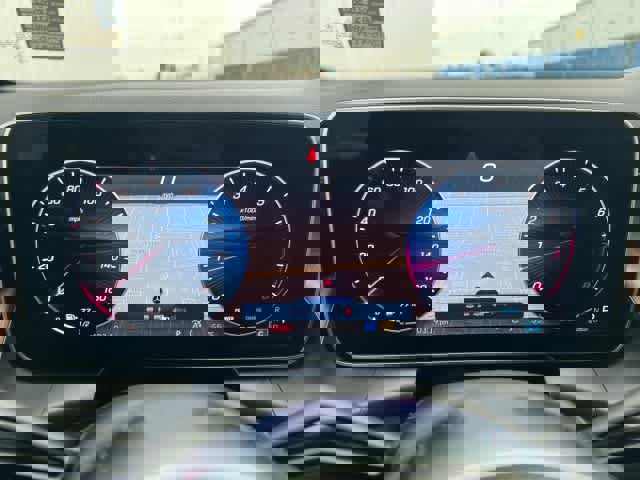 Used 2026 Mercedes-Benz GLC 300 image 34