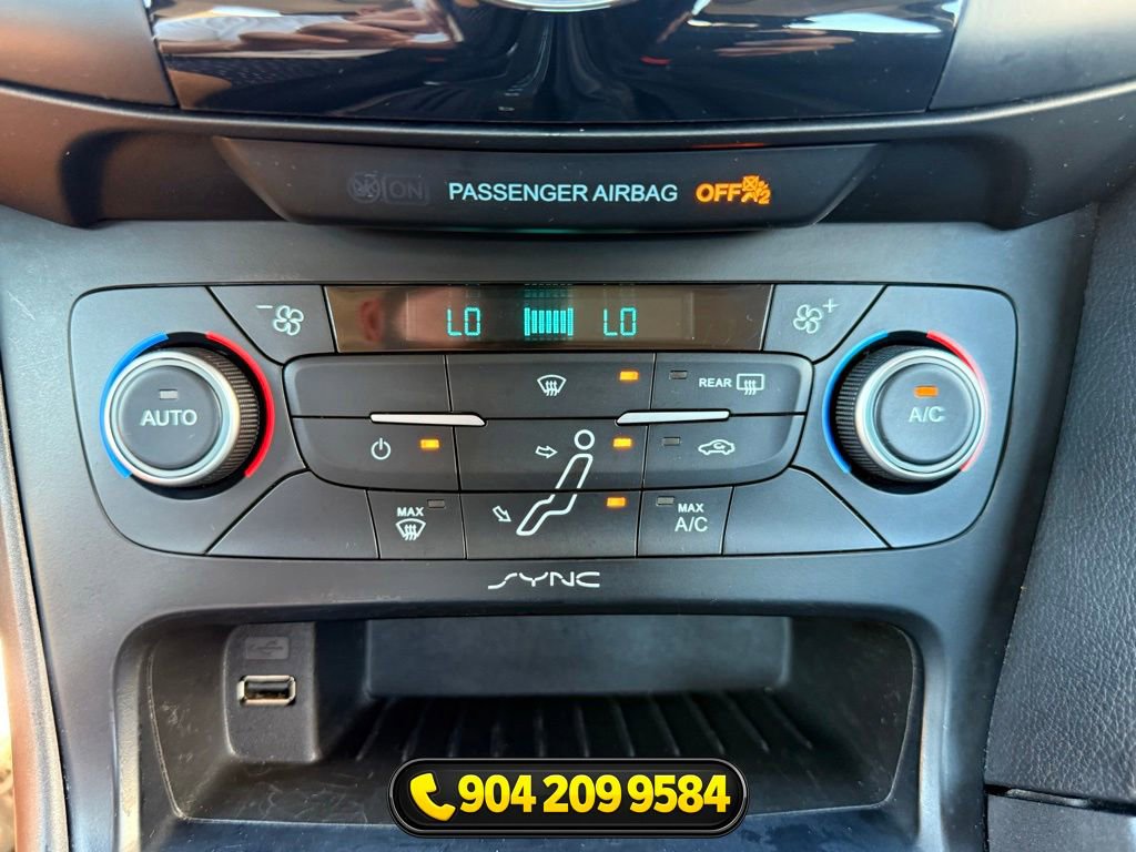 Used 2018 Ford Focus SEL FWD image 15