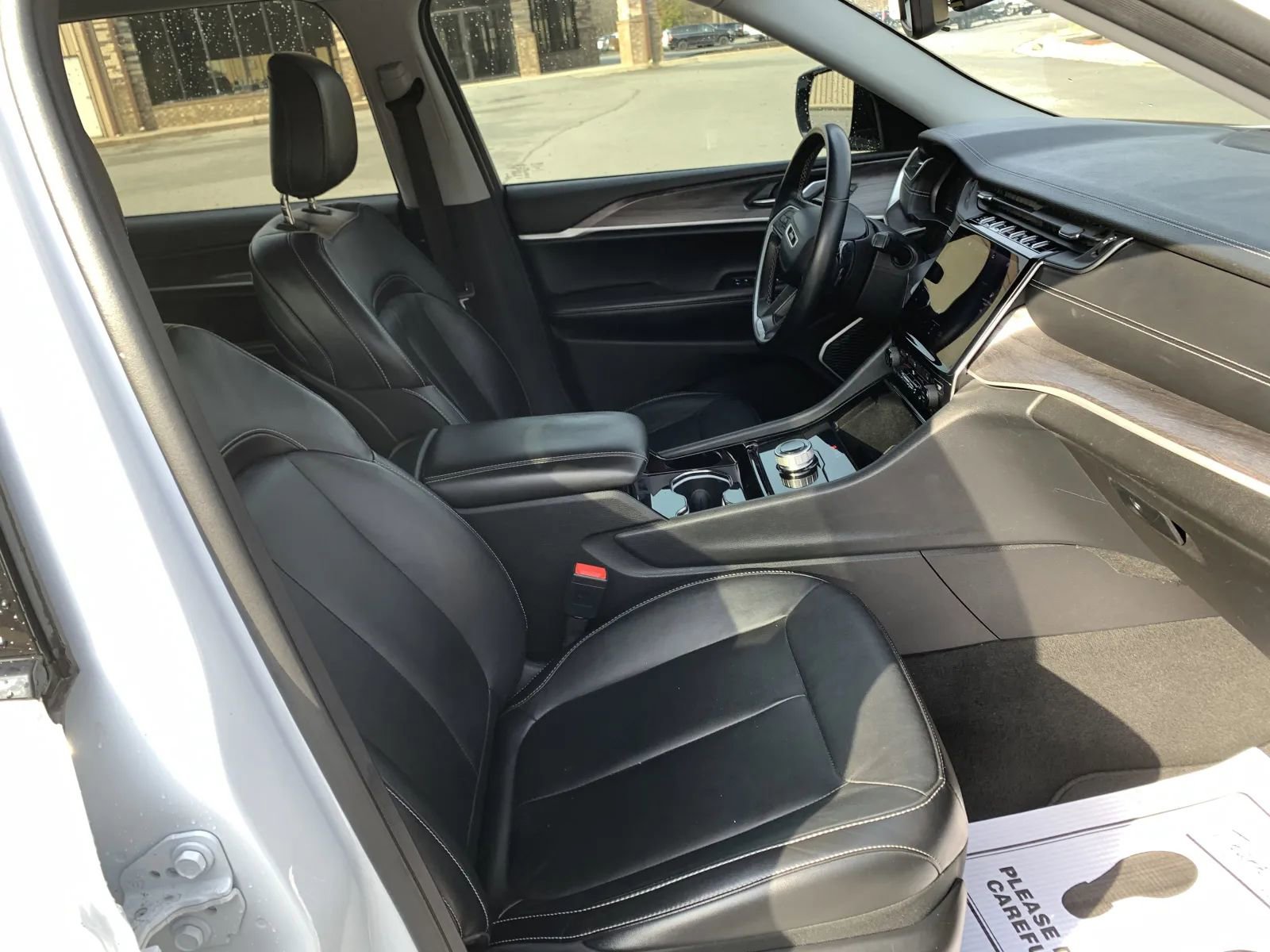 Used 2021 Jeep Grand Cherokee L Limited RWD image 29