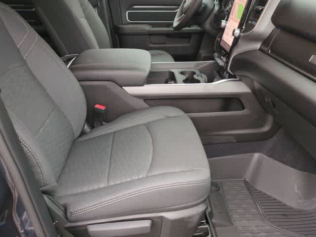 New 2026 RAM 2500 Big Horn AWD/4WD image 21