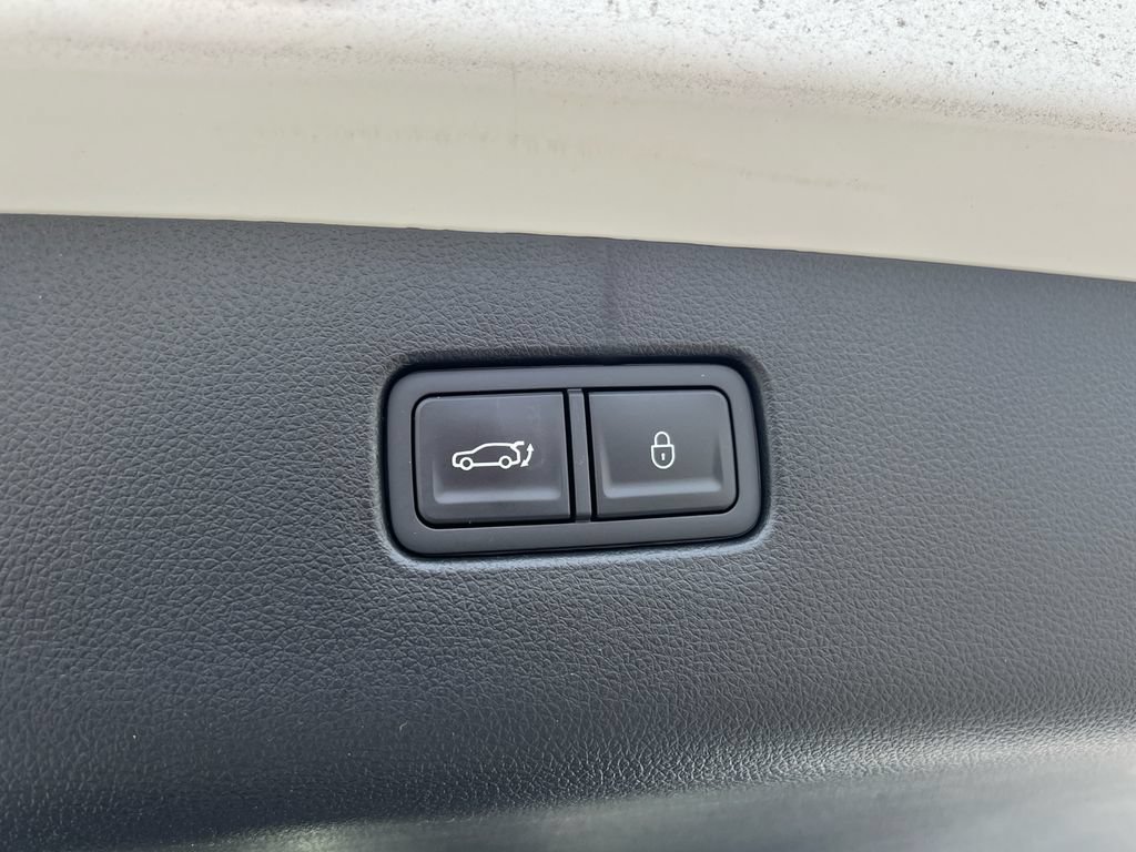 Used 2026 Genesis GV70 2.5T Select AWD/4WD image 18
