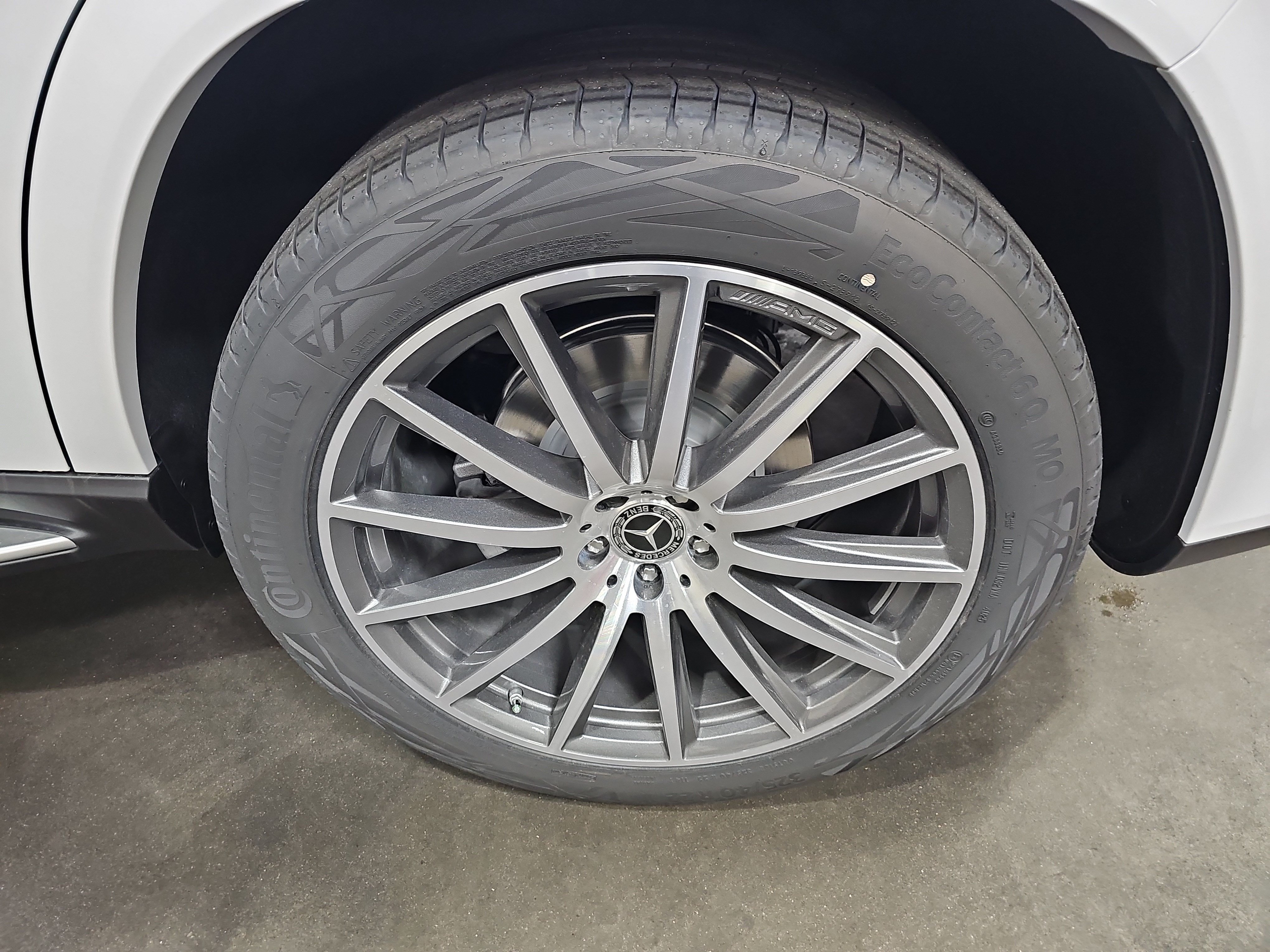 New 2026 Mercedes-Benz GLS 450 4MATIC image 36