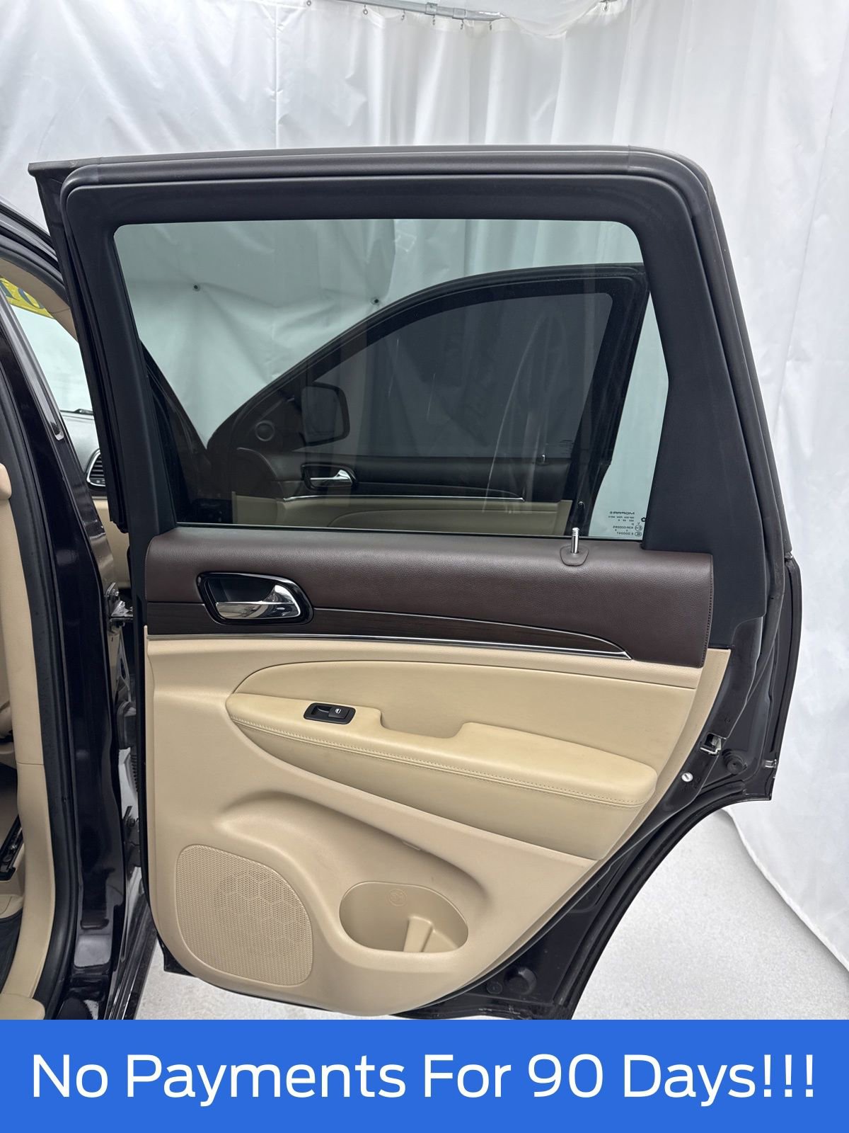 Used 2019 Jeep Grand Cherokee Overland image 38