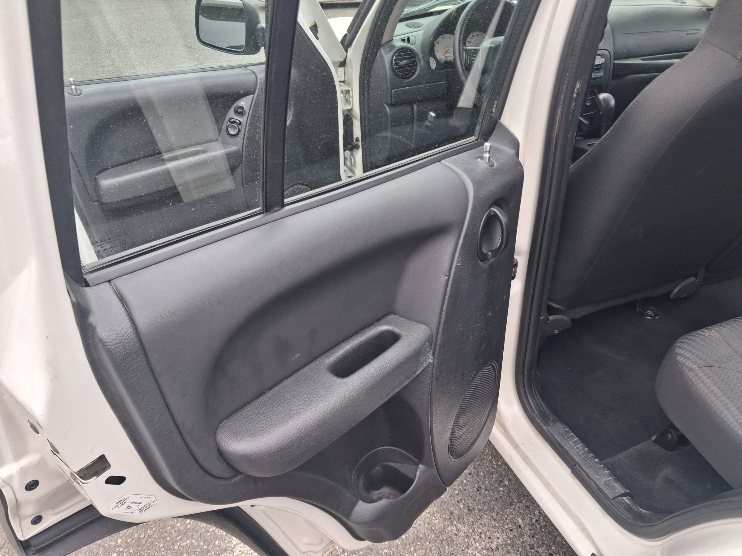 Used 2004 Jeep Liberty Sport w/ PWR Convenience Group AWD/4WD image 9