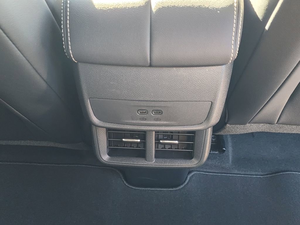 New 2026 GMC Terrain Elevation w/ Elevation Premium Package AWD/4WD image 44