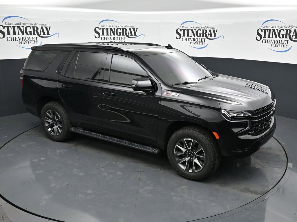 Used 2023 Chevrolet Tahoe Z71 w/ Luxury Package AWD/4WD image 9