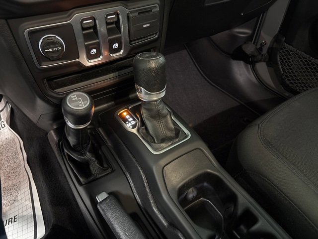 Used 2021 Jeep Wrangler Sport S image 17