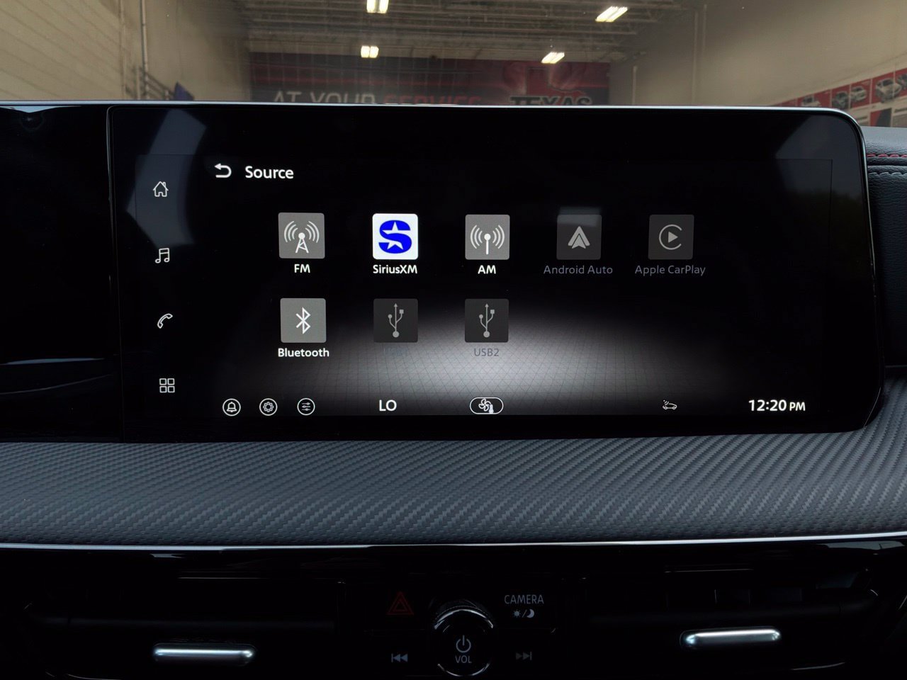 Used 2026 Nissan Kicks SR FWD image 37