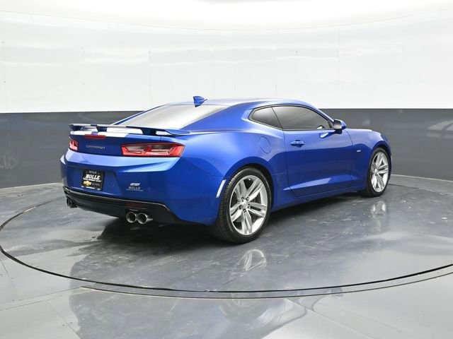 Used 2018 Chevrolet Camaro SS RWD image 6