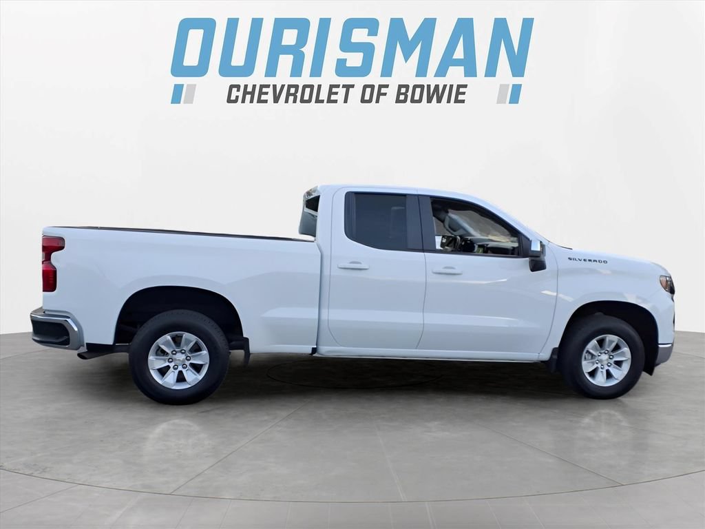 Used 2024 Chevrolet Silverado 1500 LT w/ Protection Package RWD image 2