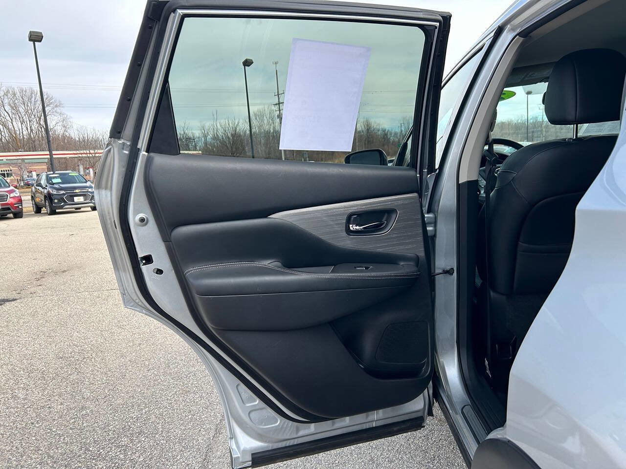 Used 2017 Nissan Murano Platinum image 11