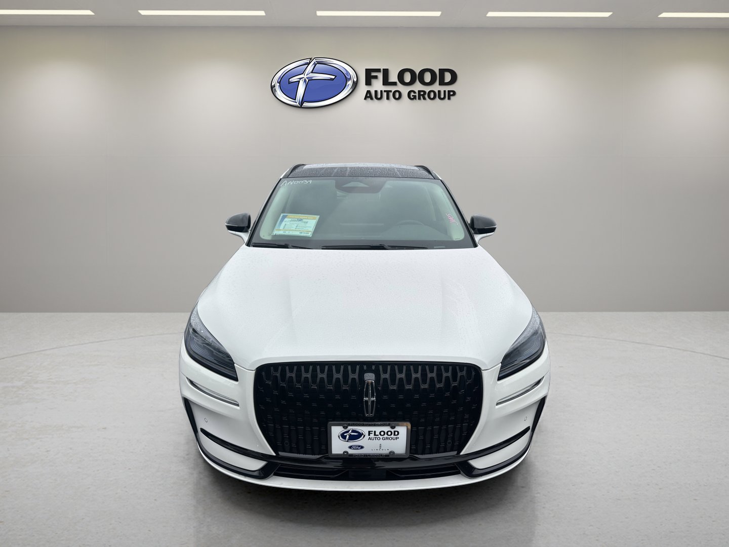 New 2026 Lincoln Corsair Premiere image 2