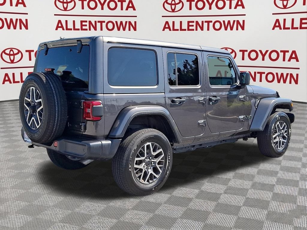 Used 2025 Jeep Wrangler Unlimited Sahara w/ Safety Group AWD/4WD image 7