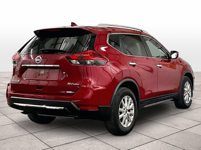 Used 2017 Nissan Rogue SV AWD/4WD image 11