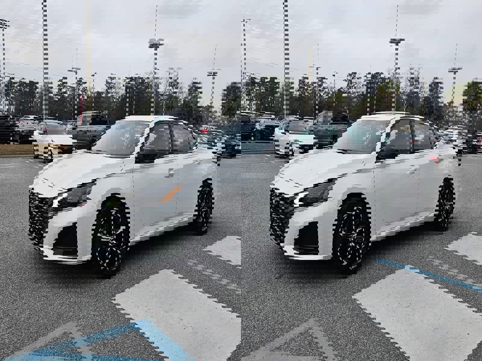 Used 2024 Nissan Altima 2.5 SR w/ SR Premium Package image 2