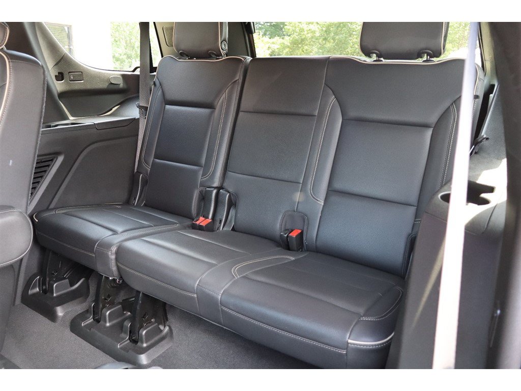 Used 2021 Chevrolet Tahoe Premier AWD/4WD image 25