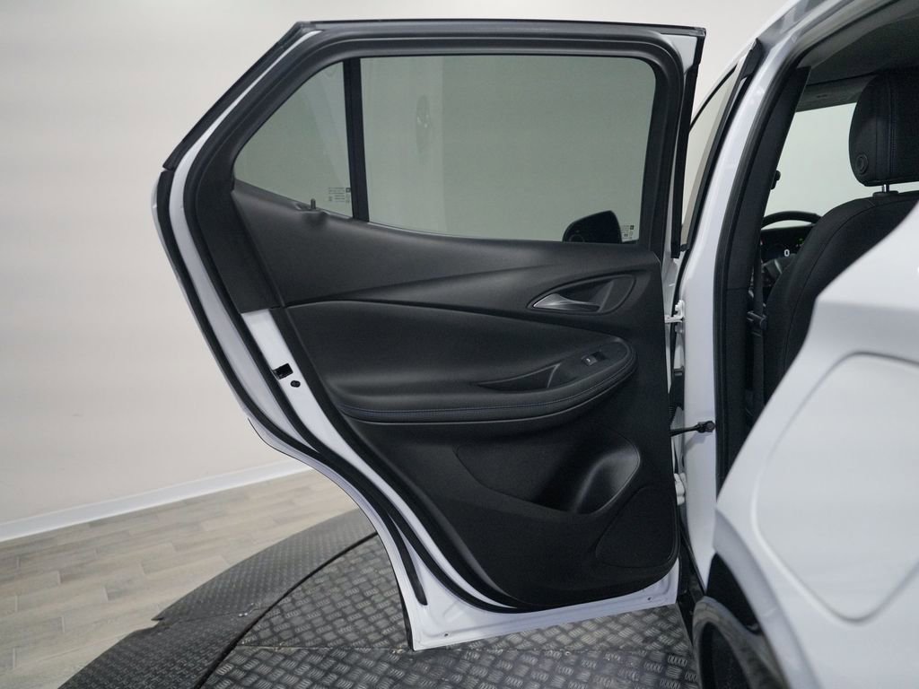 Used 2025 Buick Encore GX Sport Touring w/ Comfort Package FWD image 13