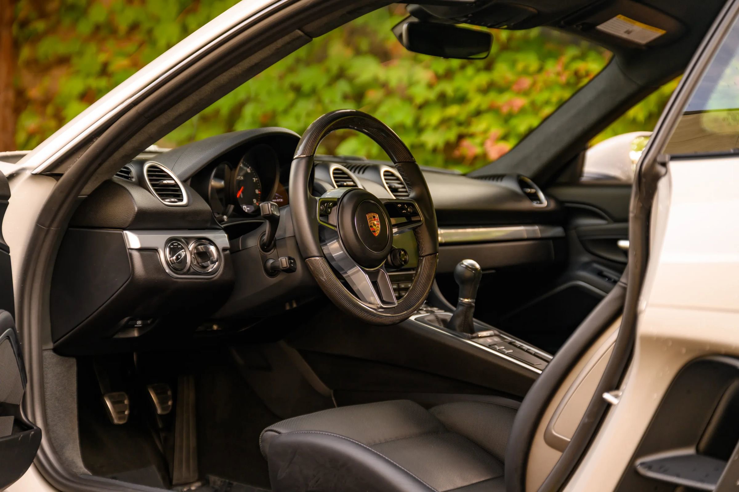 Used 2024 Porsche 718 Cayman GT4 image 44