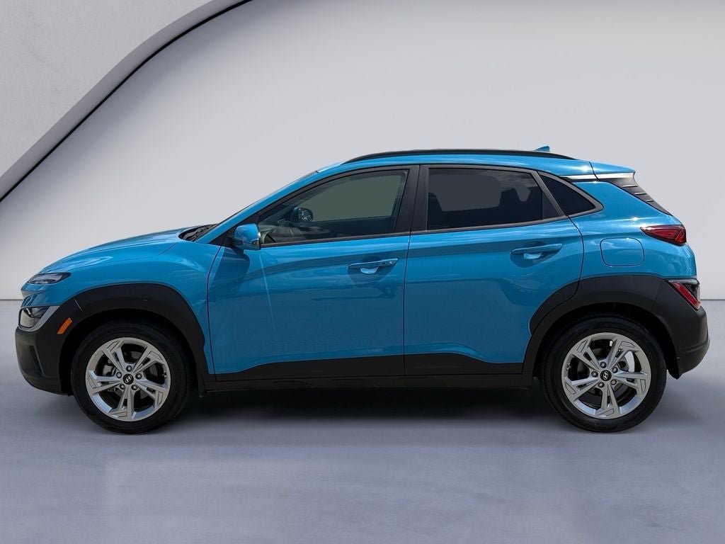 Used 2022 Hyundai Kona SEL FWD image 2