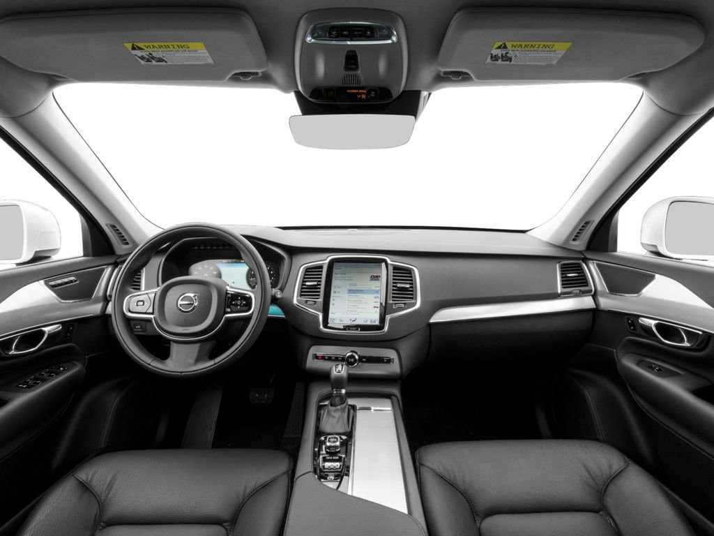 Used 2017 Volvo XC90 T6 Momentum w/ Vision Package AWD/4WD image 7