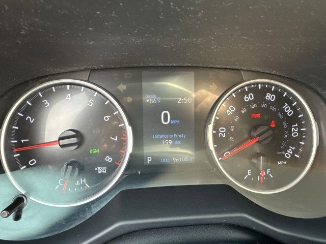 Used 2020 Toyota RAV4 XLE image 4