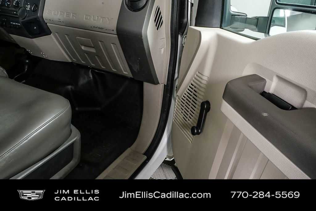 Used 2010 Ford F350 XL image 15