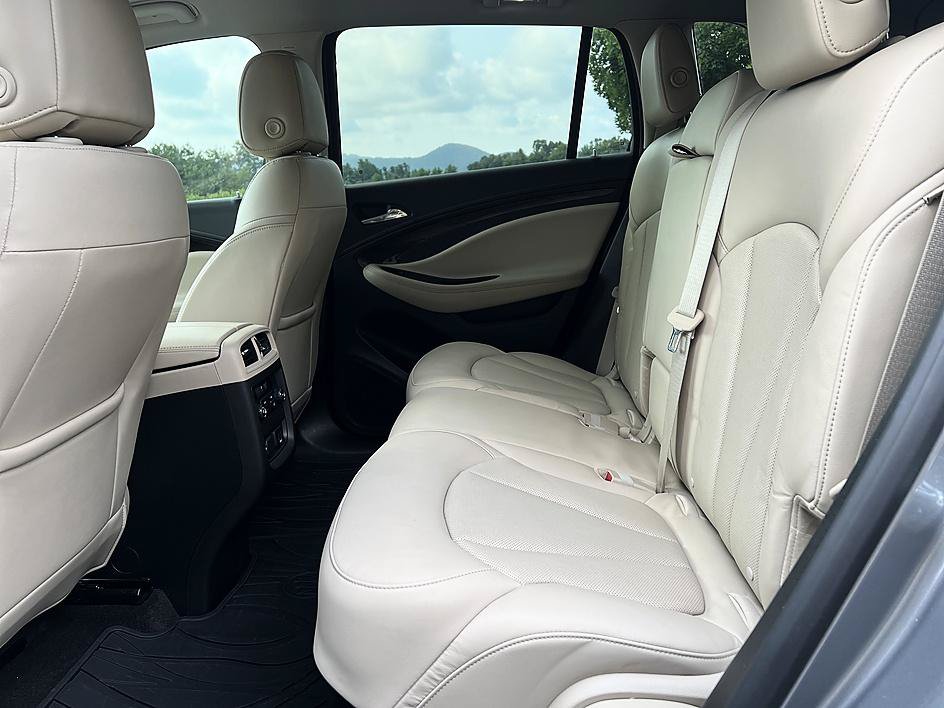 Used 2020 Buick Envision Premium AWD/4WD image 12
