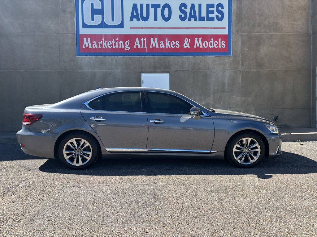 Used 2015 Lexus LS 460 AWD w/ Comfort Package image 8